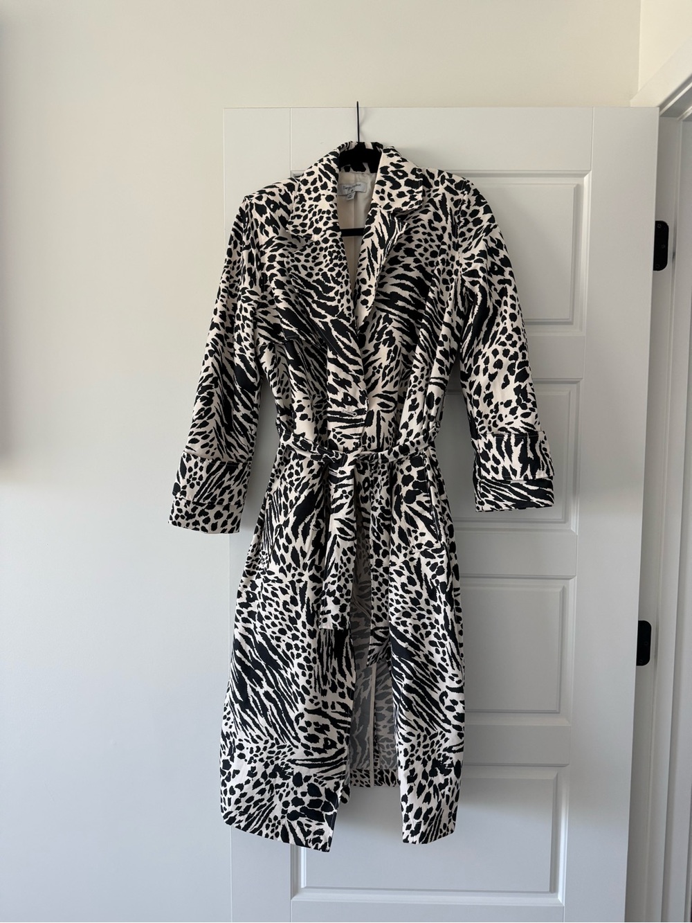 Animal Print Tie-Waist trench coat - Black & White